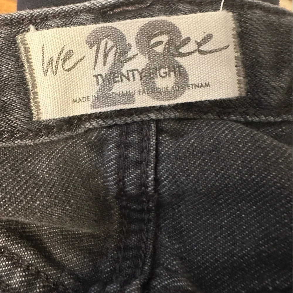 We The Free People Womens Black Button Fly  distressed Shorts 28 (b5